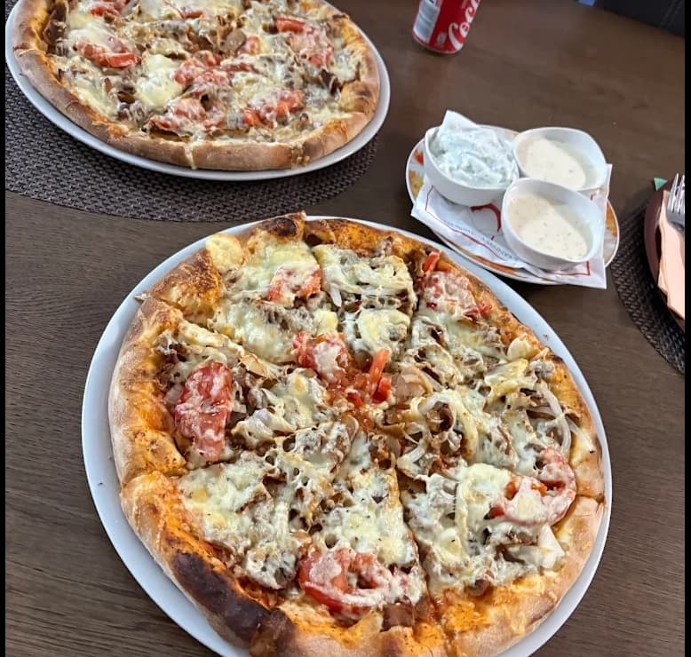 Pizza und Gyros von San Marino